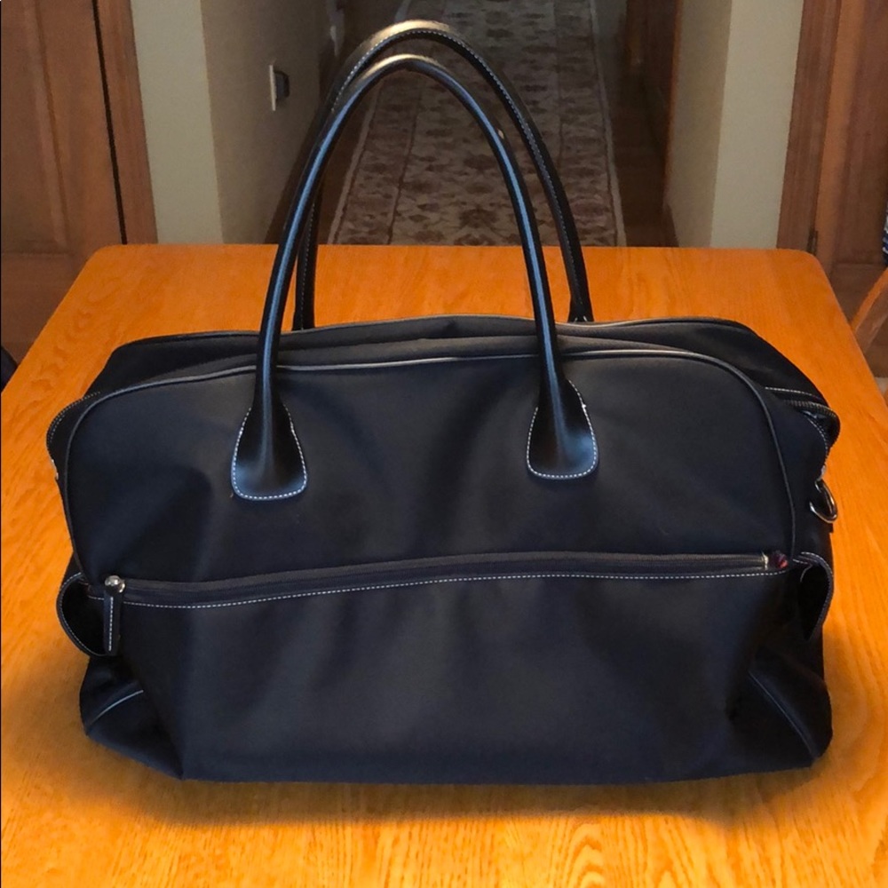 Maxx Black Overnight Bag